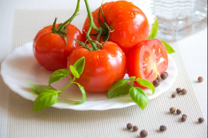 Trẻ hóa da bằng cà chua